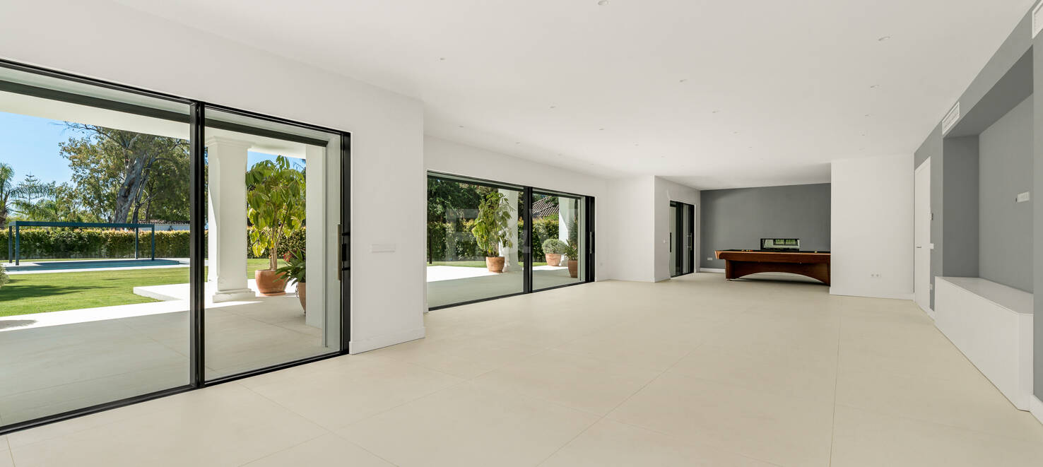 Villa contemporánea exclusiva en segunda línea de playa