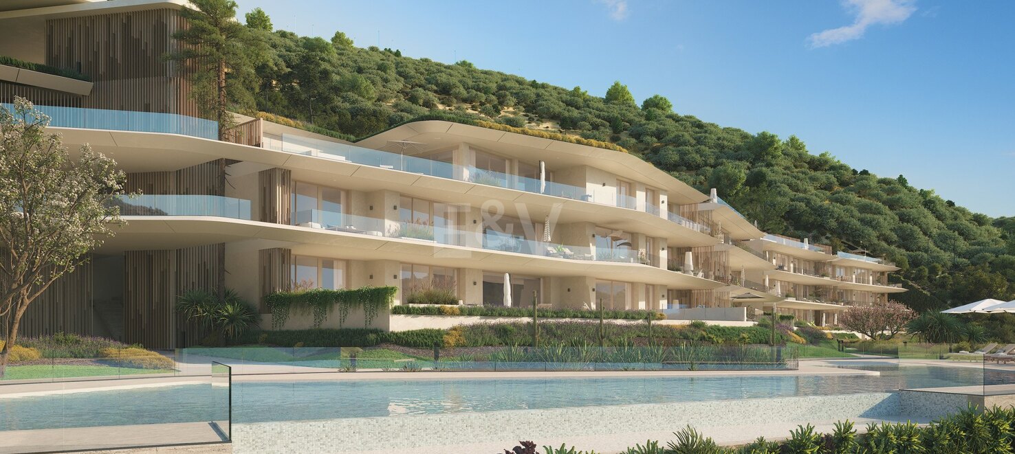 Elegant Apartment with Expansive Terrace and Sea Views