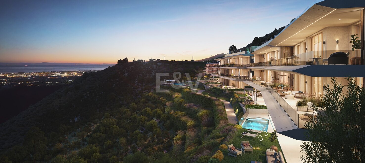 Elegant Apartment with Expansive Terrace and Sea Views