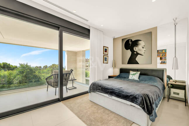 Elegante Zeitgenössische Villa in Cascada de Camoján mit Panoramablick auf das Meer