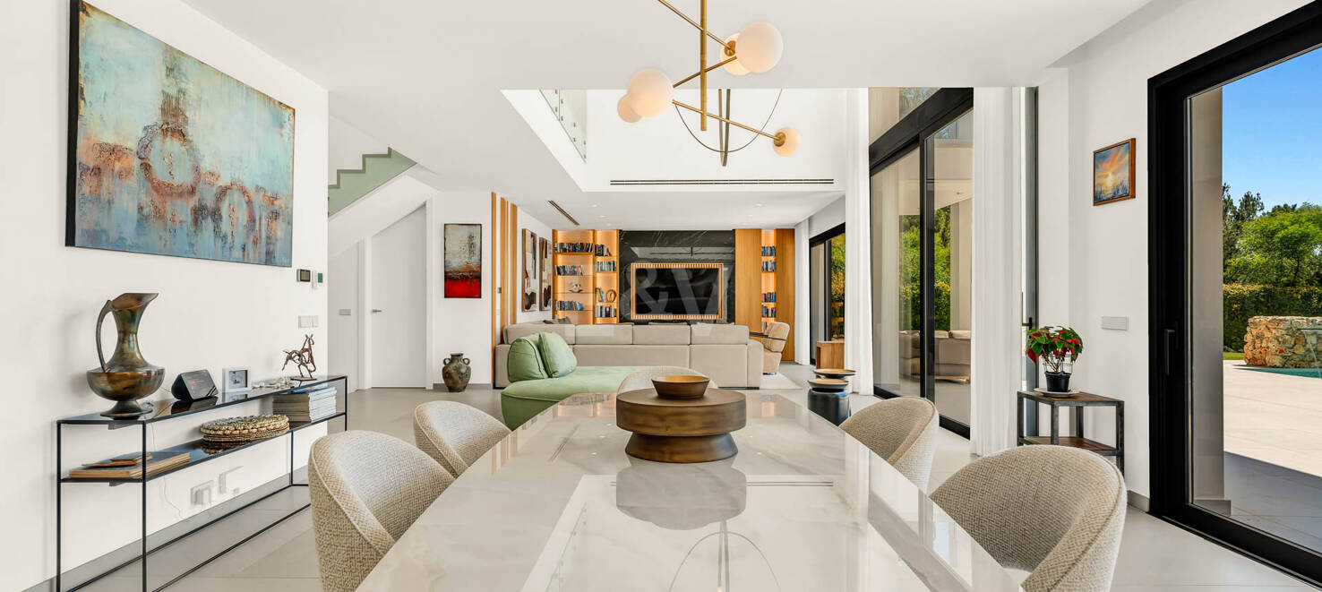 Sleek Contemporary Villa In Cascada de Camoján with Panoramic Sea Views