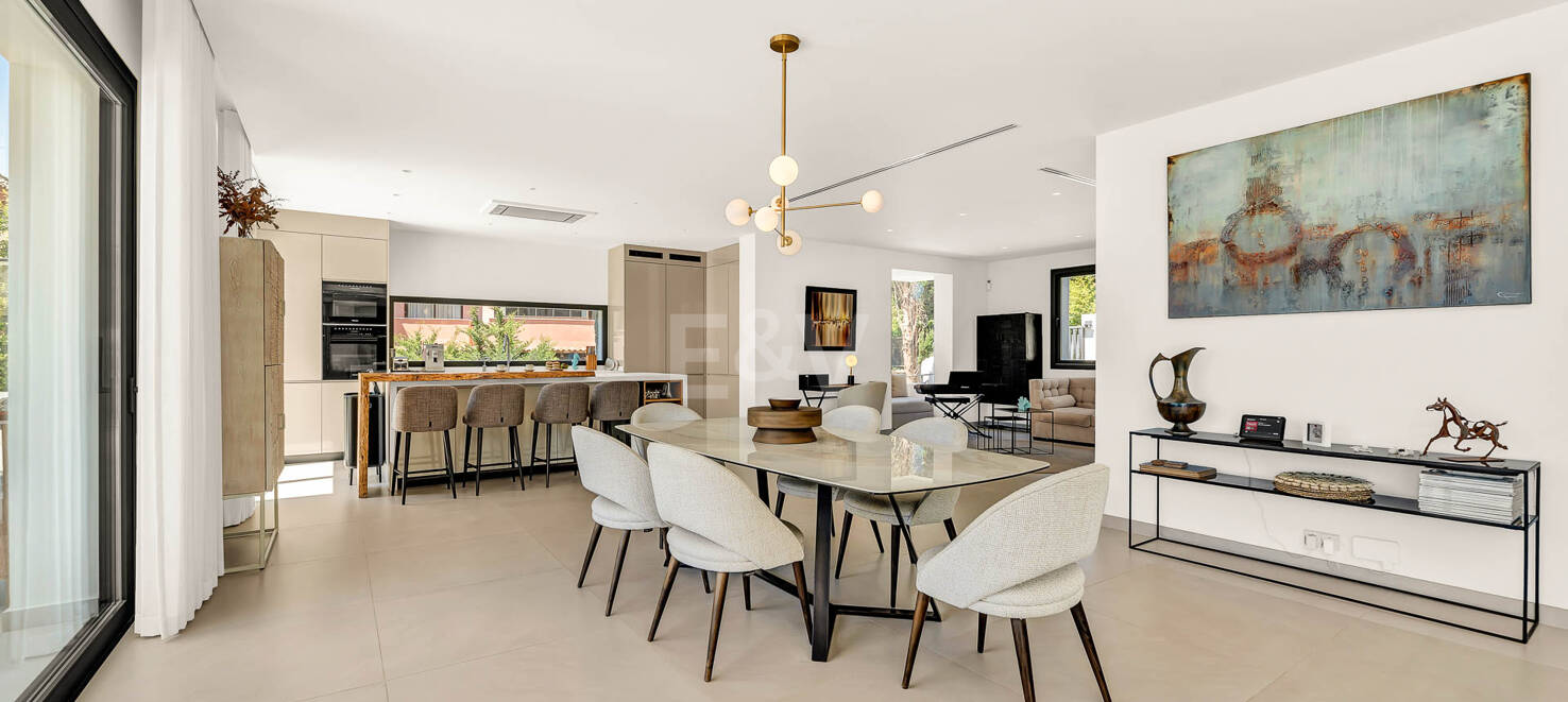 Sleek Contemporary Villa In Cascada de Camoján with Panoramic Sea Views