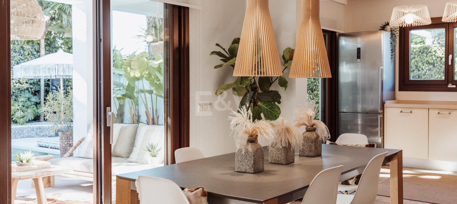 Villa in Marbesa – A Coastal Oasis Near Marbella: