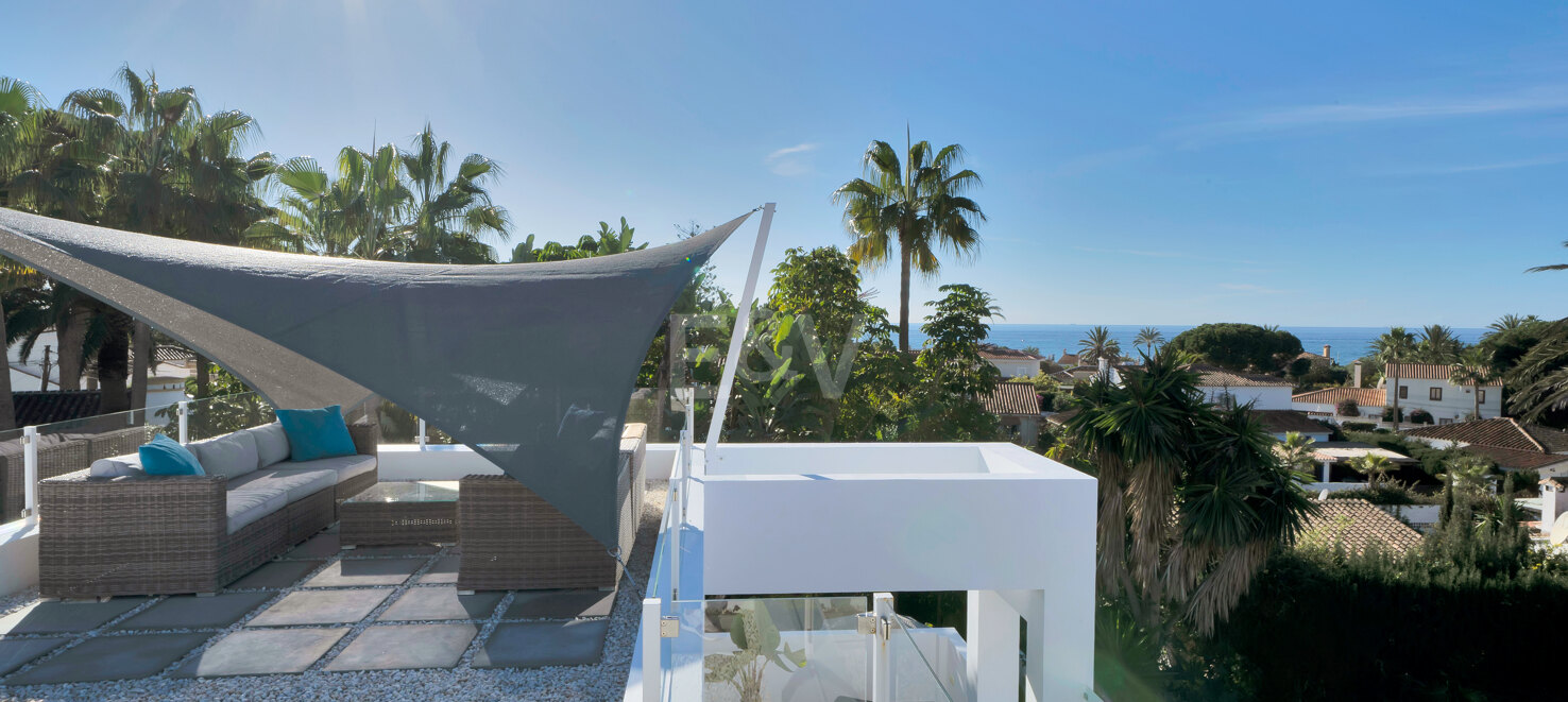 Villa in Marbesa – A Coastal Oasis Near Marbella: