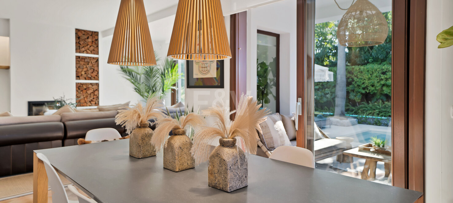 Villa in Marbesa – A Coastal Oasis Near Marbella: