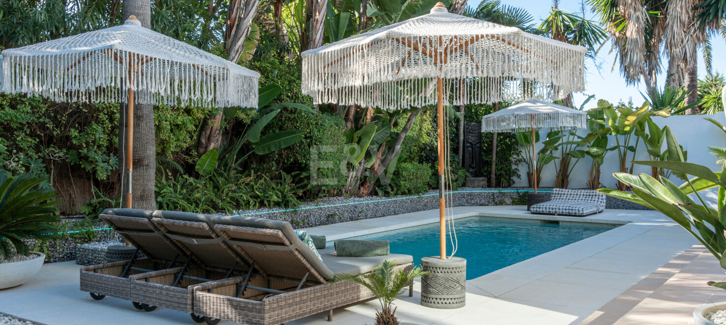 Villa in Marbesa – A Coastal Oasis Near Marbella: