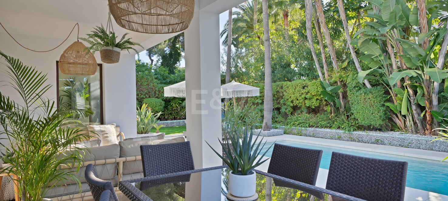 Villa in Marbesa – A Coastal Oasis Near Marbella:
