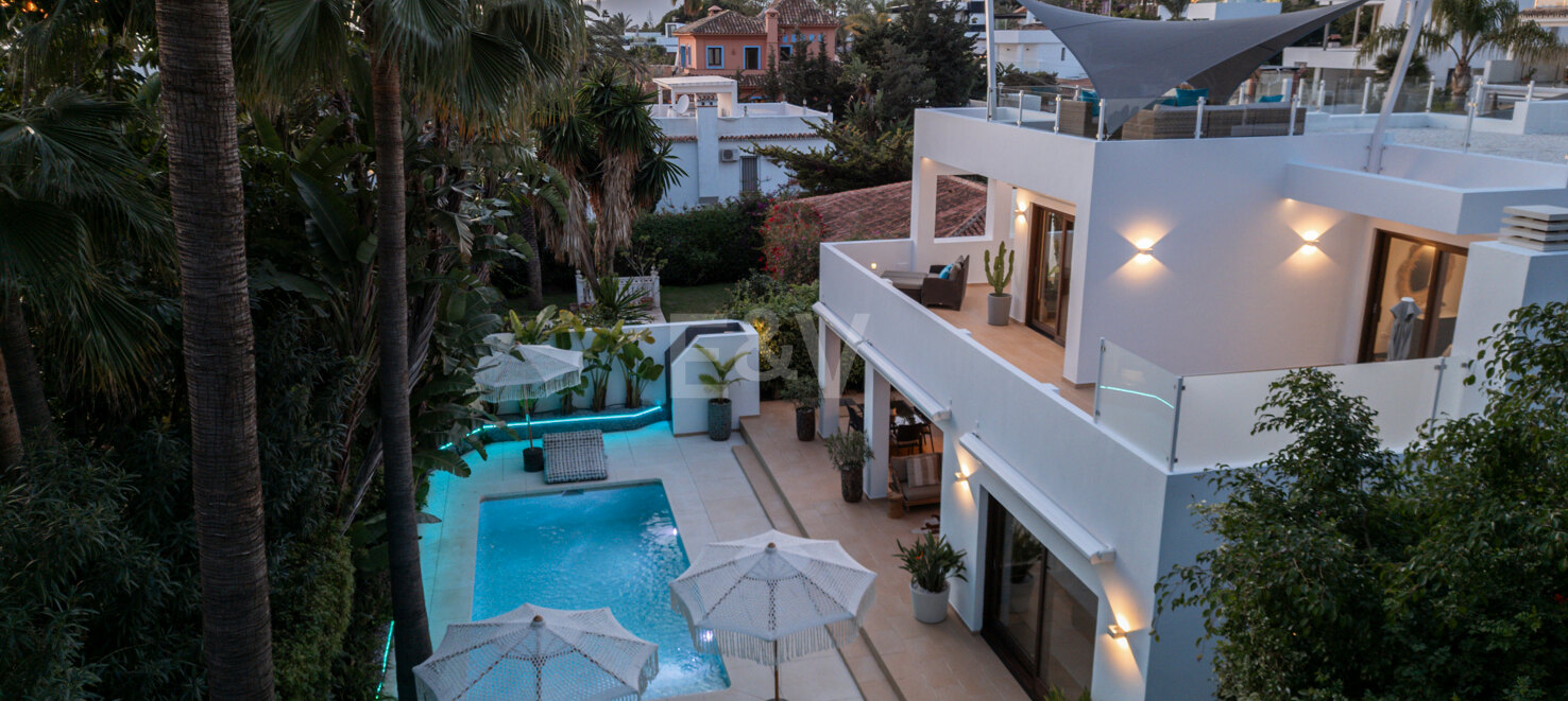 Villa in Marbesa – A Coastal Oasis Near Marbella:
