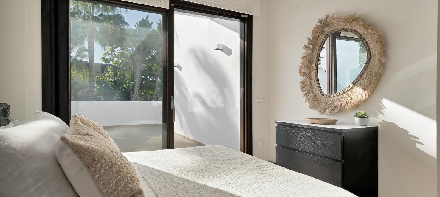 Villa in Marbesa – A Coastal Oasis Near Marbella: