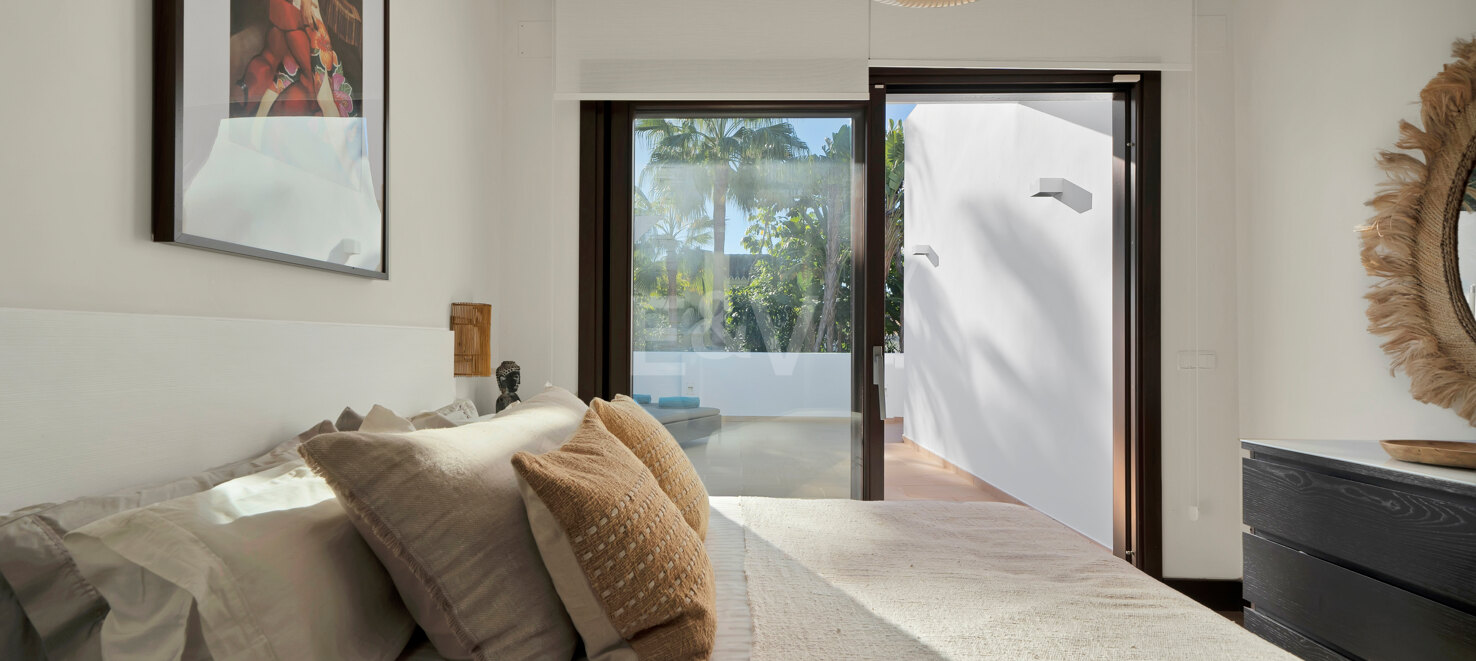 Villa in Marbesa – A Coastal Oasis Near Marbella: