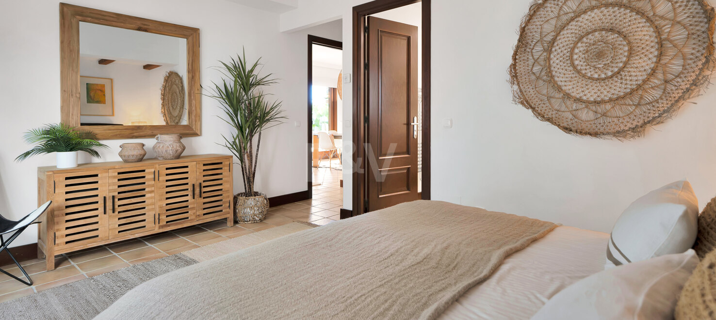 Villa in Marbesa – A Coastal Oasis Near Marbella: