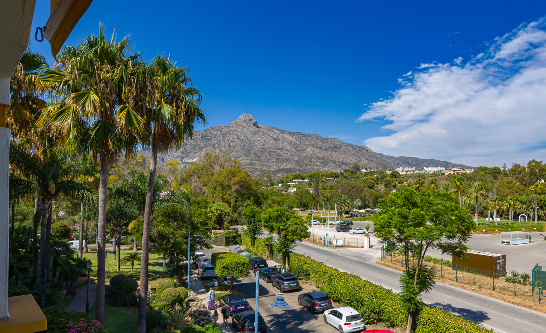 Neues 4-Zimmer-Wohnung mit Premium-Einrichtungen in Nueva Andalucía