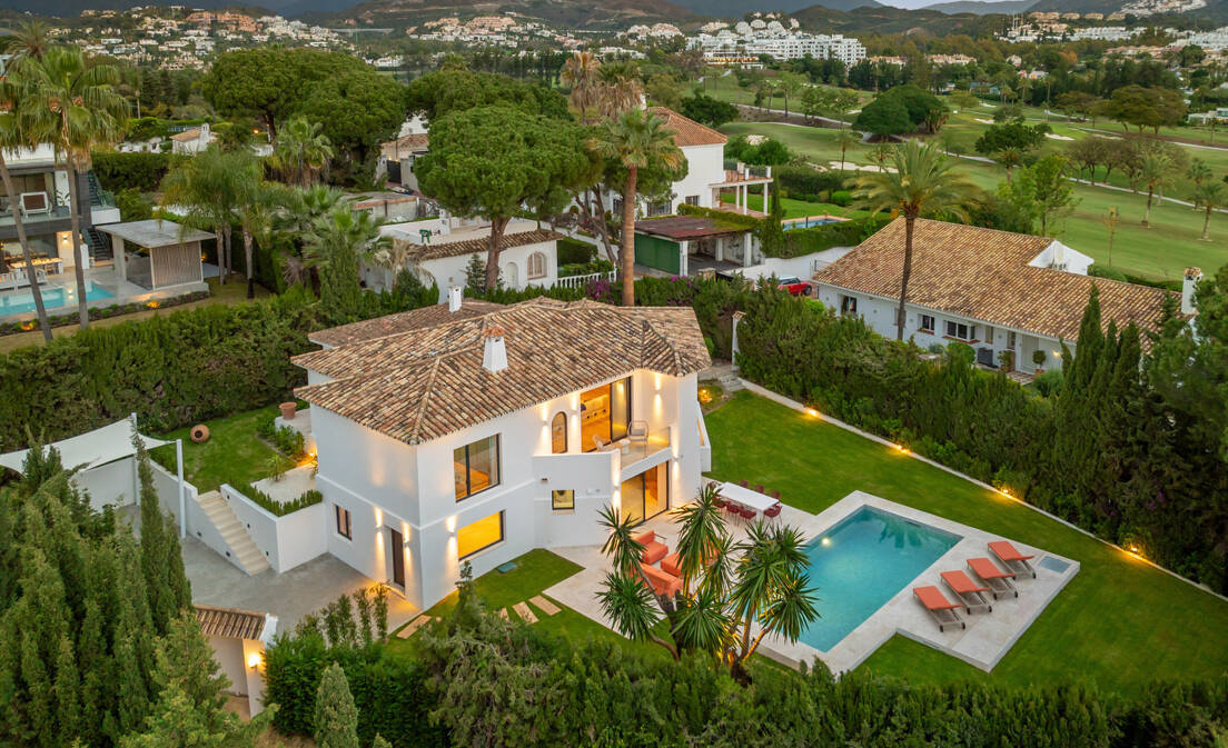 Exquisite Mediterranean Villa in the heart of Nueva Andalucía