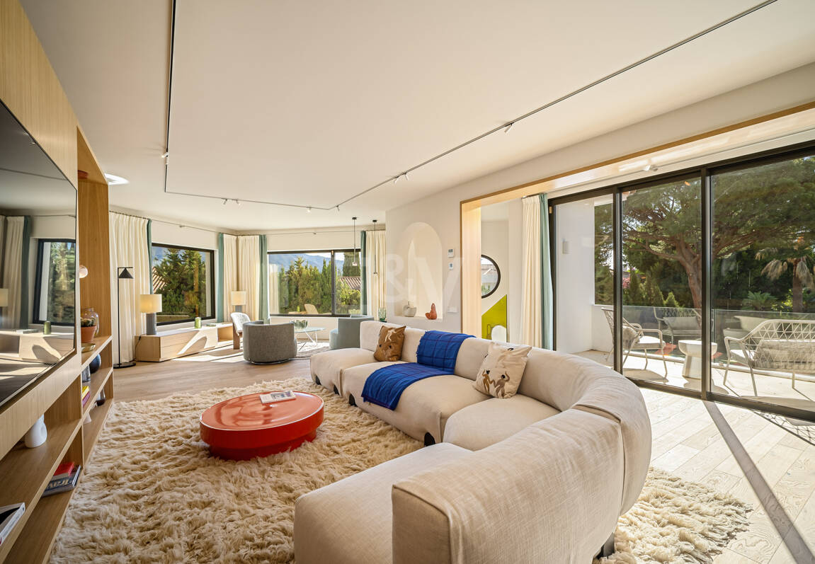 Utsökt Medelhavet Villa i hjärtat av Nueva Andalucía