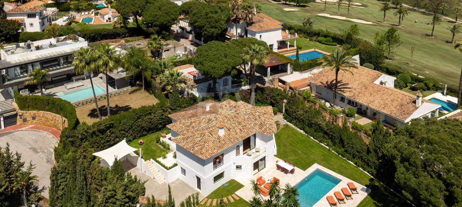 Utsökt Medelhavet Villa i hjärtat av Nueva Andalucía