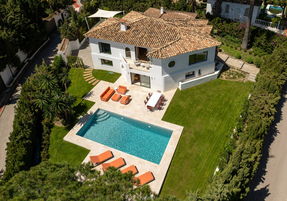 Exquisite Mediterrane Villa im Herzen von Nueva Andalucía