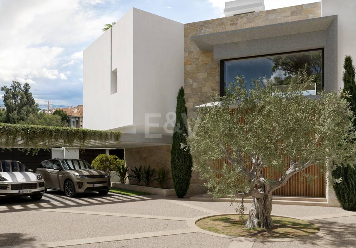 Elegante Villa de Lujo Sobre Plano Cerca del Puente Romano Beach Resort