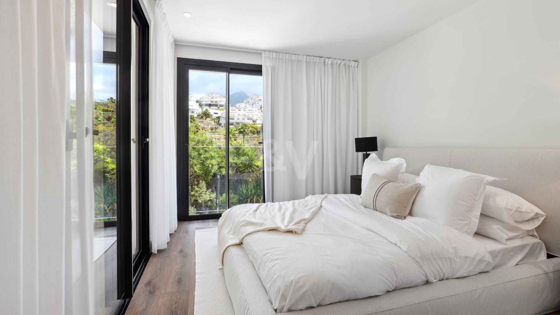 Magnificent Villa in Gated Community - Excellent Opportunity!