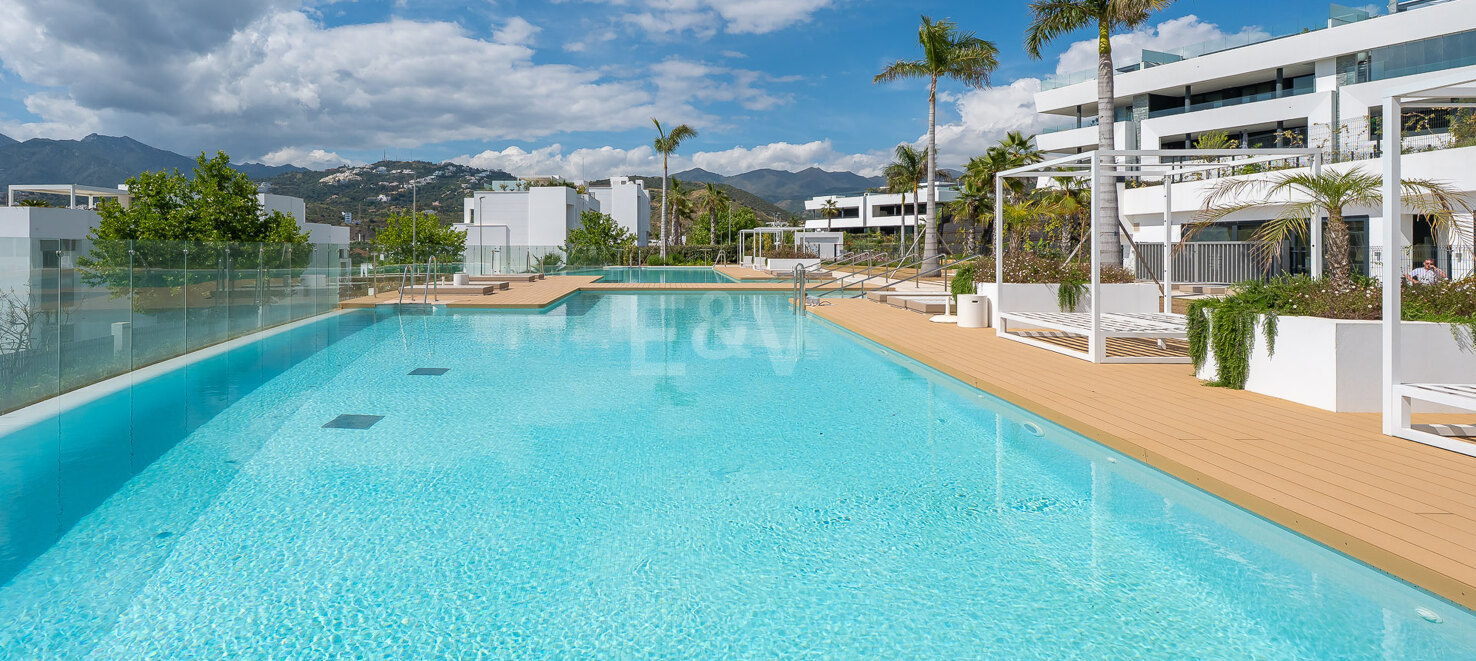 Elegant 3-bedroom home in Soul Marbella with private garden, sea views, and exclusive communal areas