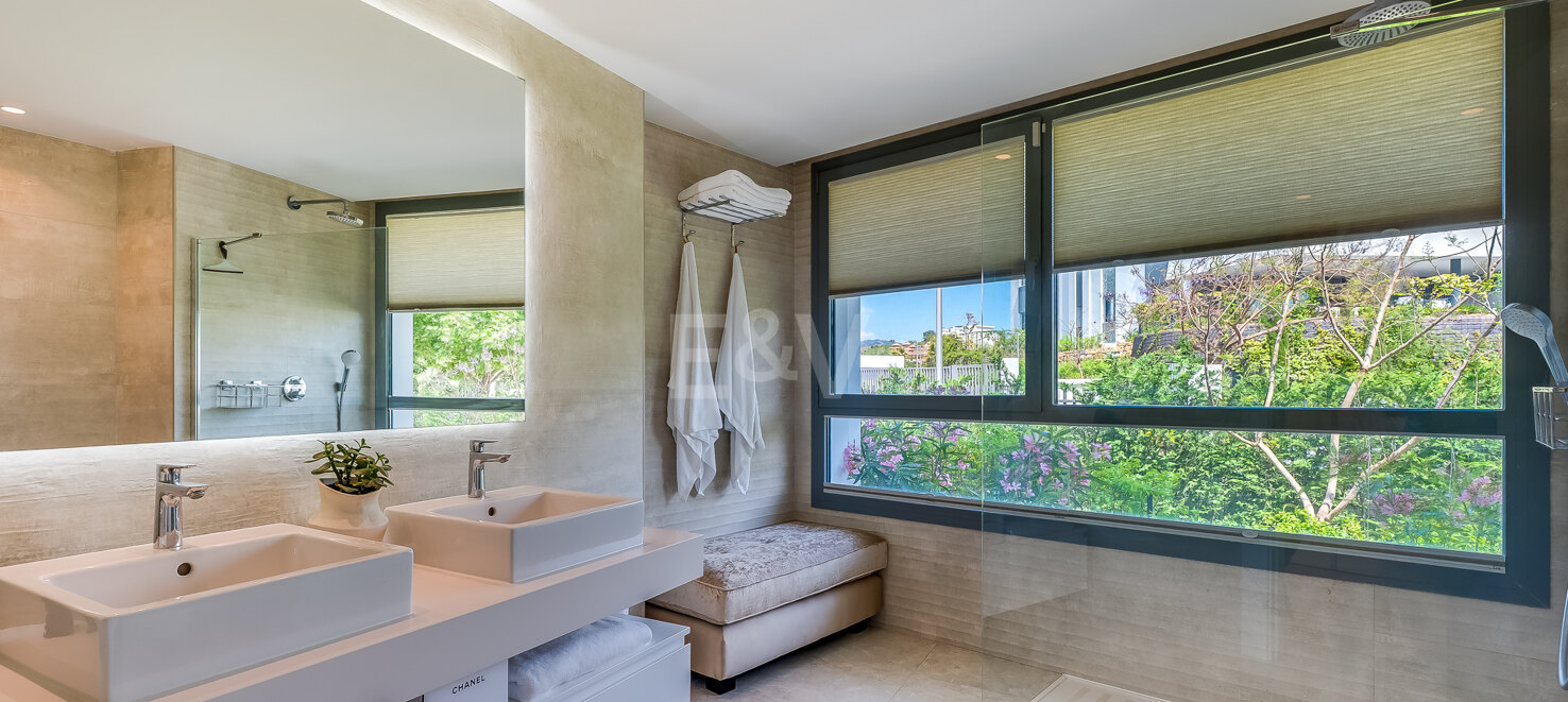 Elegant 3-bedroom home in Soul Marbella with private garden, sea views, and exclusive communal areas