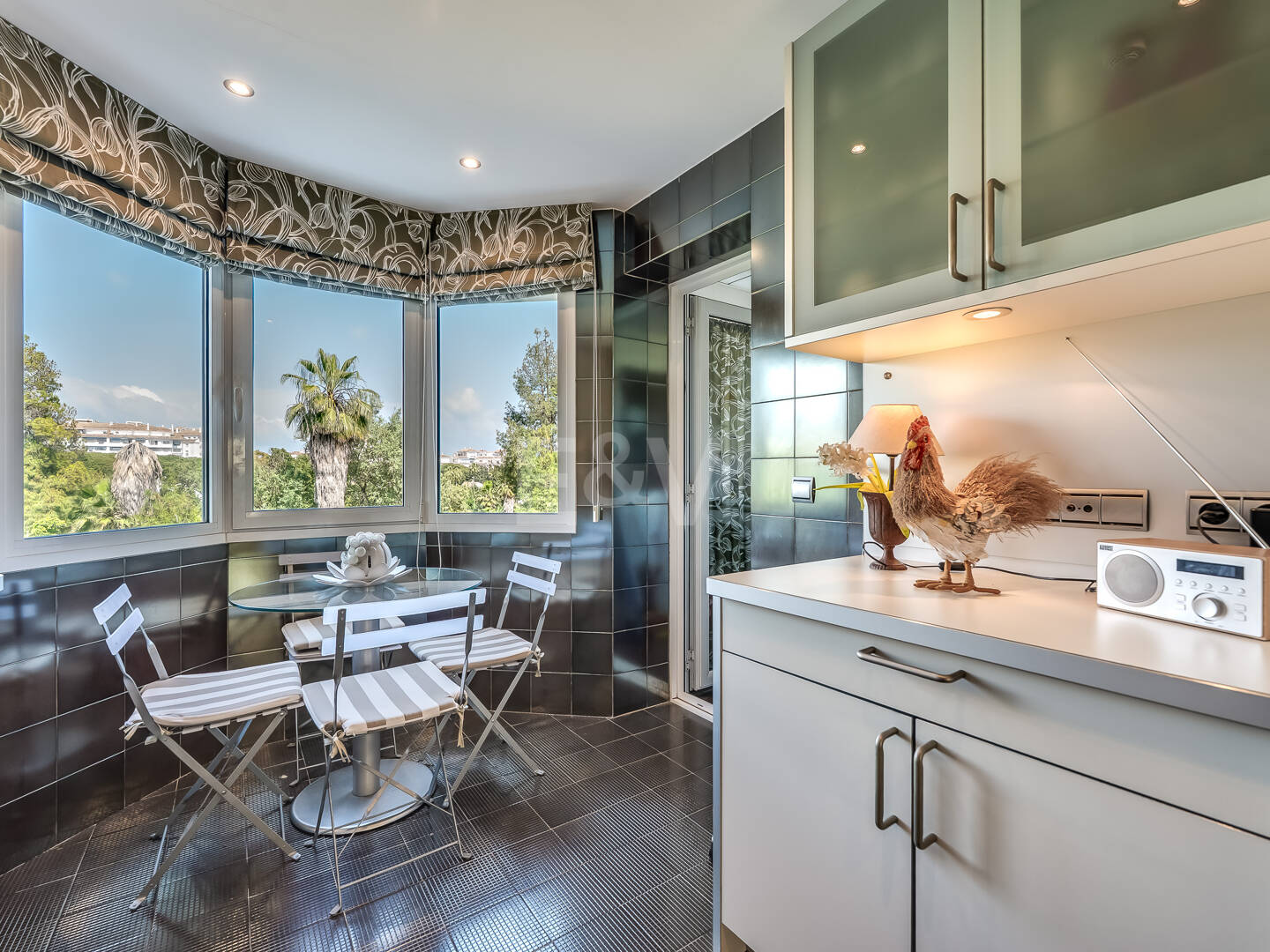 Appartement intemporel dans un complexe luxueux à Puerto Banús