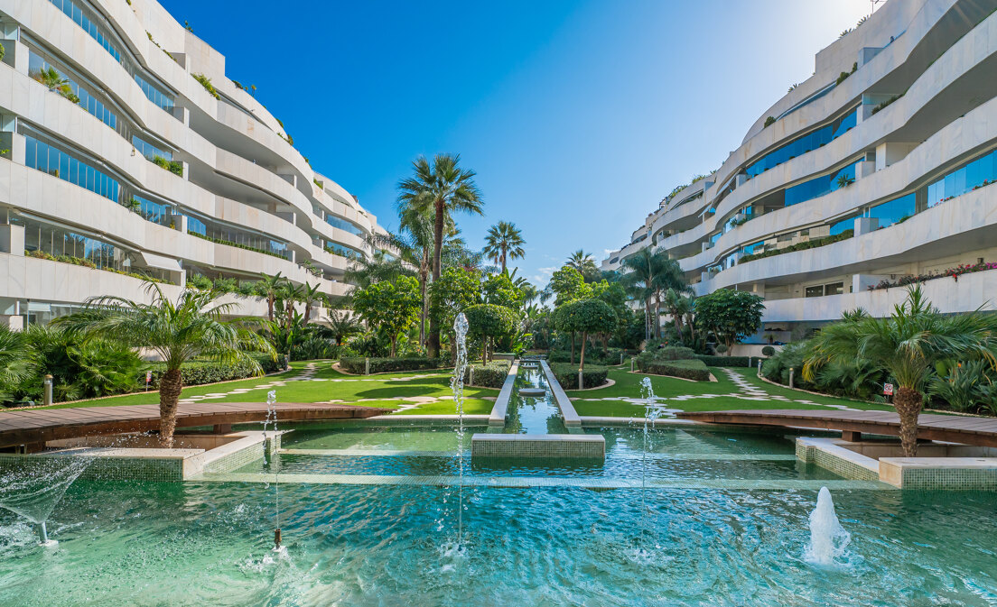 Appartement intemporel dans un complexe luxueux à Puerto Banús