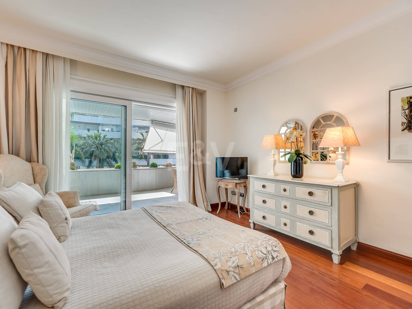 Appartement intemporel dans un complexe luxueux à Puerto Banús