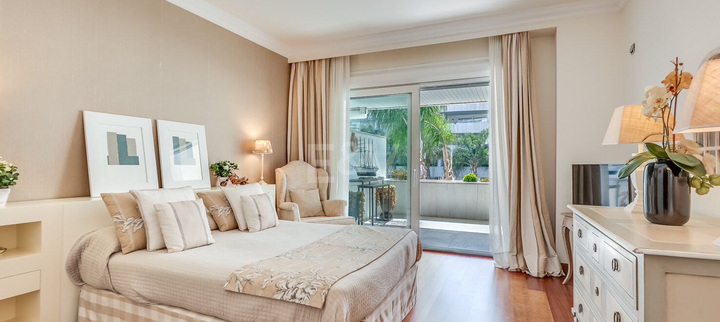 Appartement à vendre en Puerto Banus, Marbella (Toutes les zones)