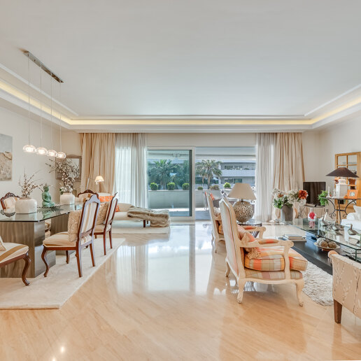 Timeless Apartment in a Luxurious Complex in Puerto Banús