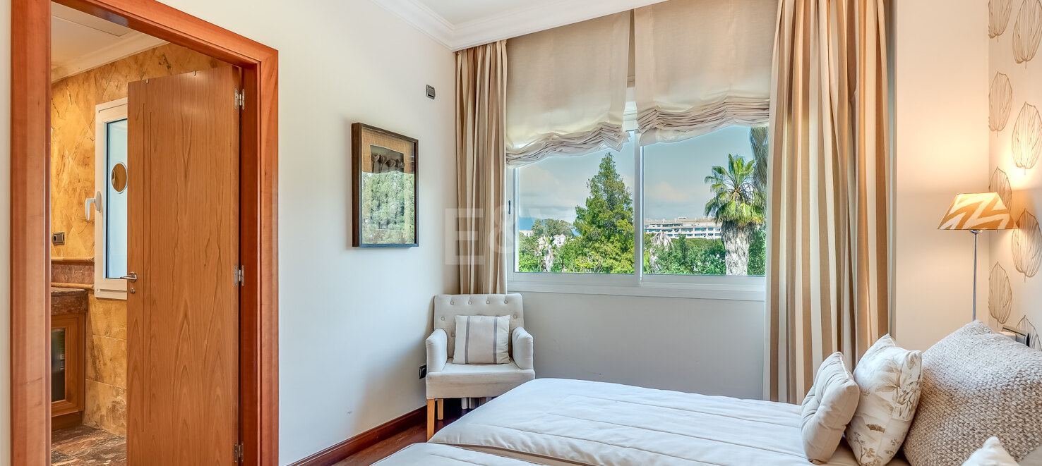 Appartement à vendre en Puerto Banus, Marbella (Toutes les zones)