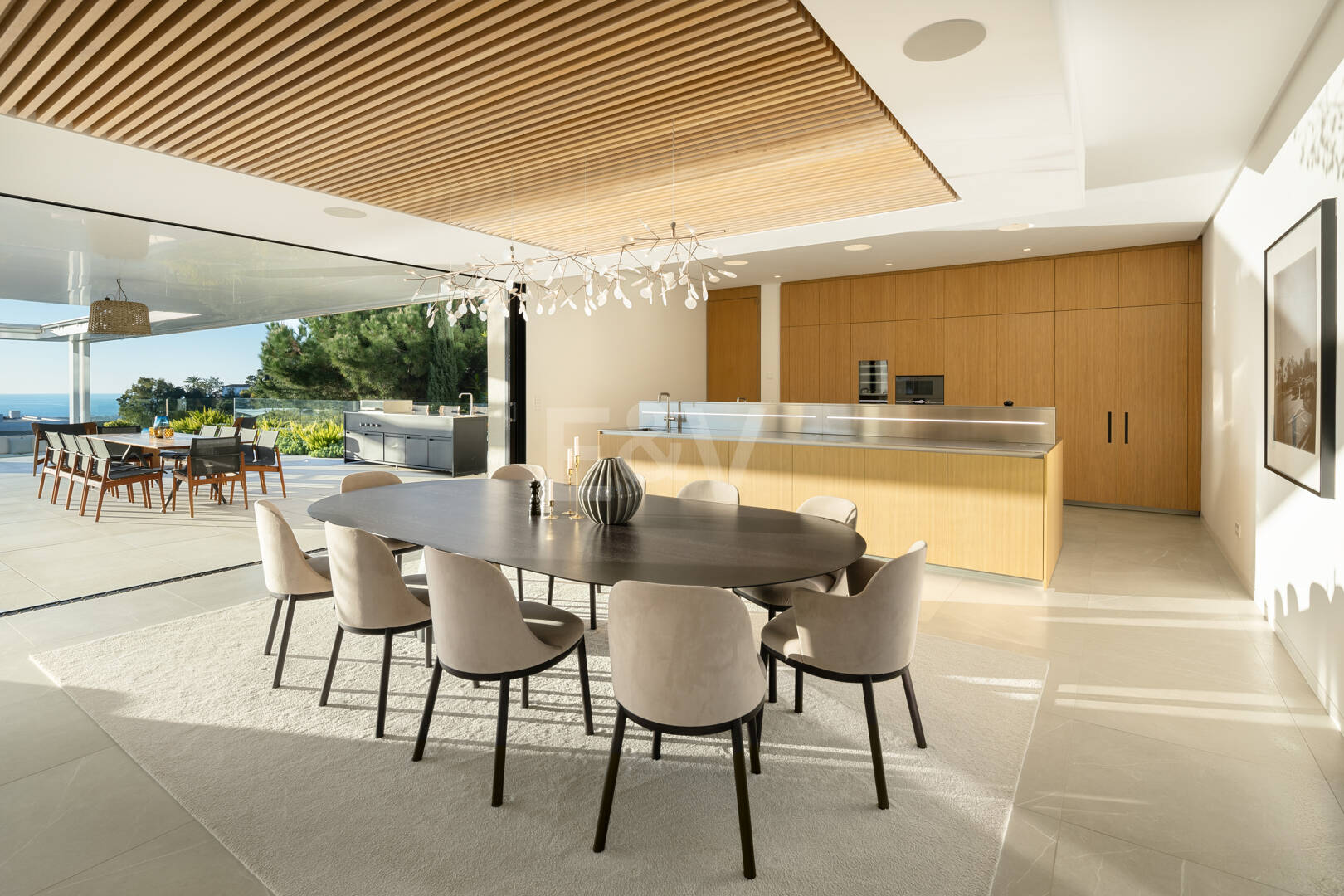 Modern Sea View Retreat in Prestigious El Madroñal