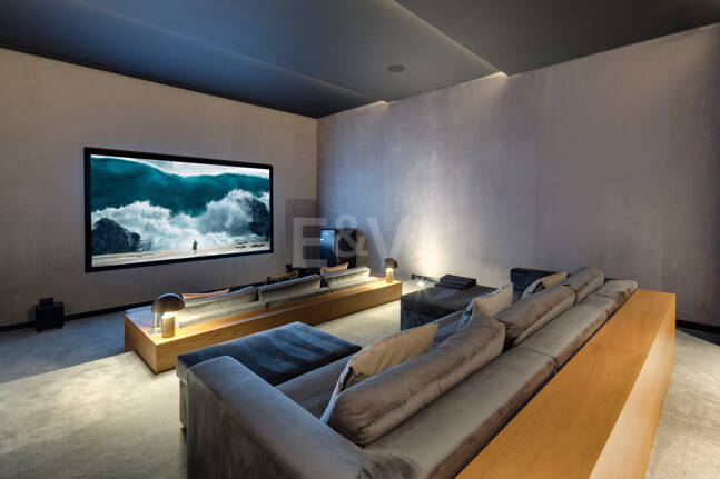 Modern Sea View Retreat in Prestigious El Madroñal