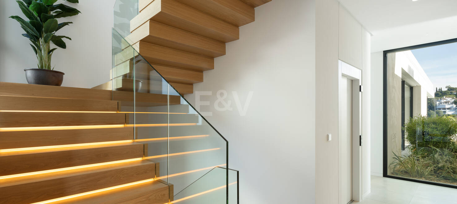 Modern Sea View Retreat i prestigefyllda El Madroñal