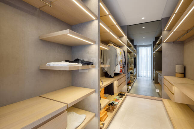 Modern Sea View Retreat in Prestigious El Madroñal