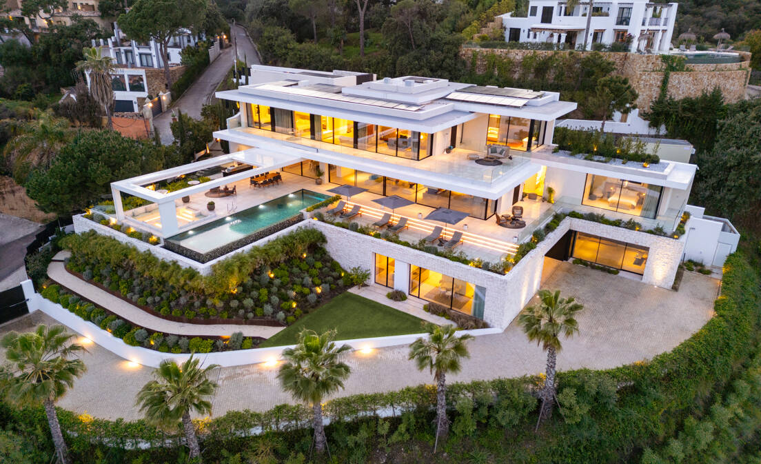 Modern Sea View Retreat in Presticious El Madroñal