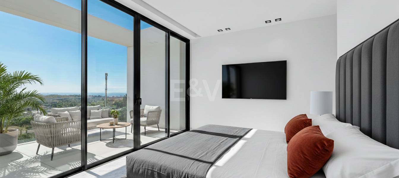 Villa design avec vue panoramique sur la mer dans le prestigieux Golf Resort