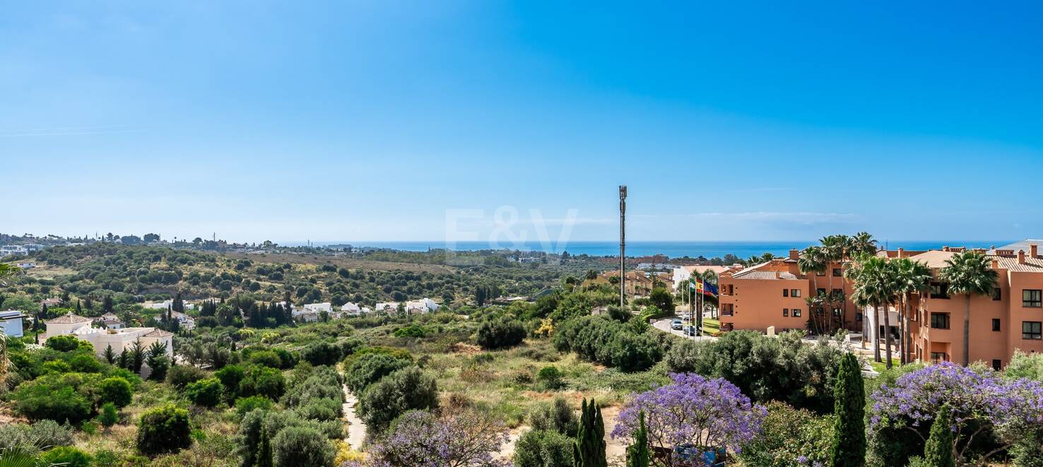 Designer-Villa mit Panoramablick auf das Meer in einem renommierten Golfresort