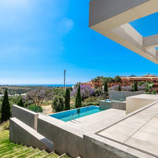 Designer-Villa mit Panoramablick auf das Meer in einem renommierten Golfresort