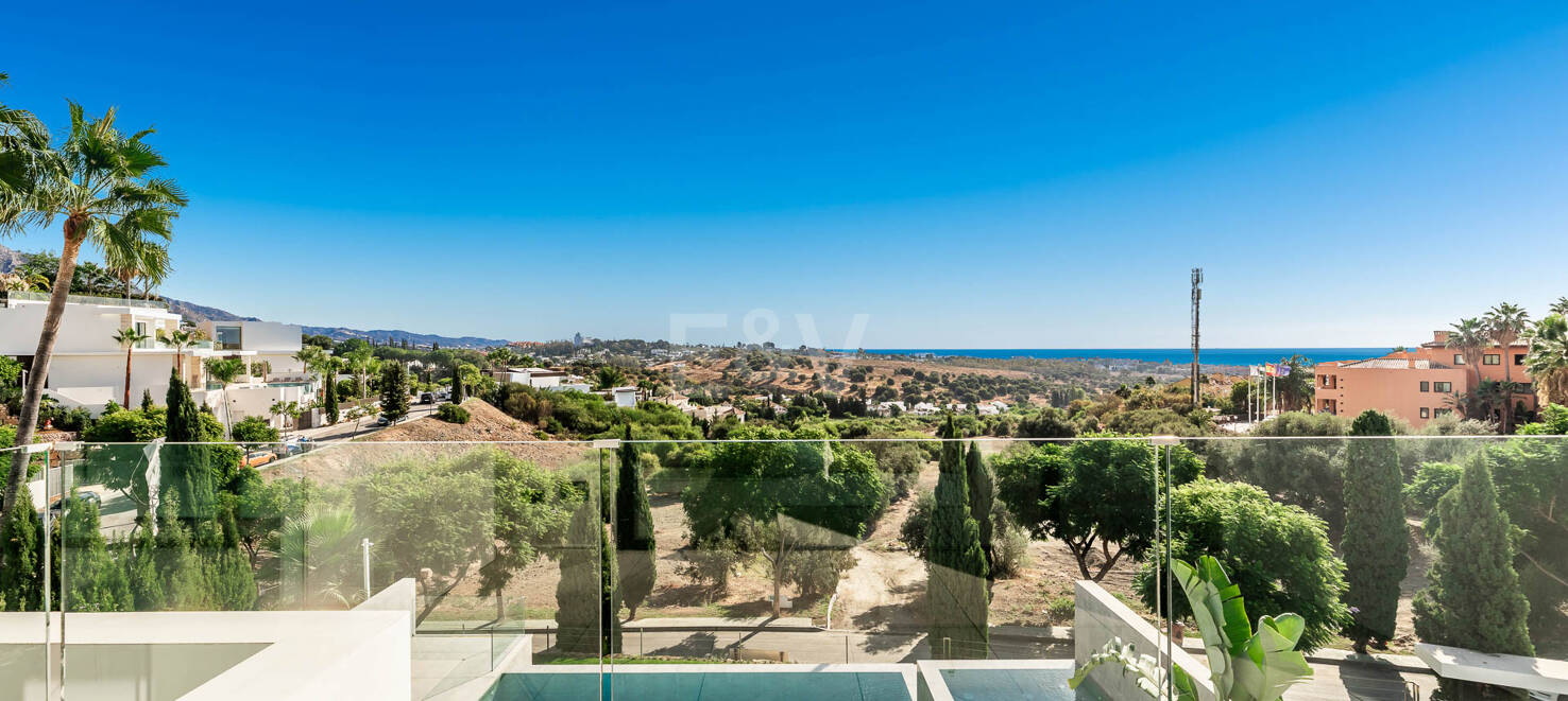 Designer-Villa mit Panoramablick auf das Meer in einem renommierten Golfresort