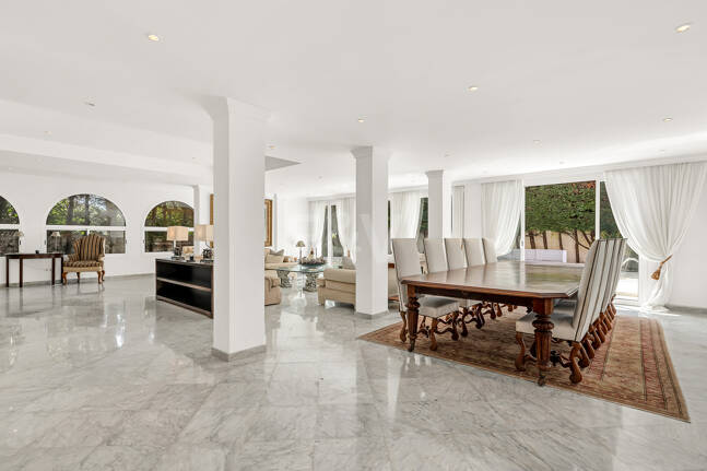 Charming Villa in Los Monteros a Few Metres from the Beach