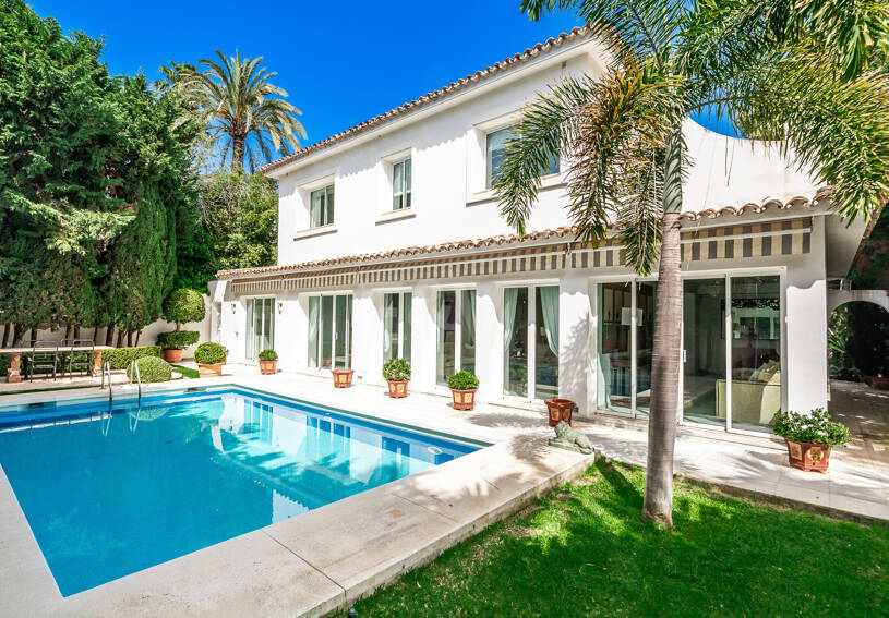 Charming Villa in Los Monteros a Few Metres from the Beach