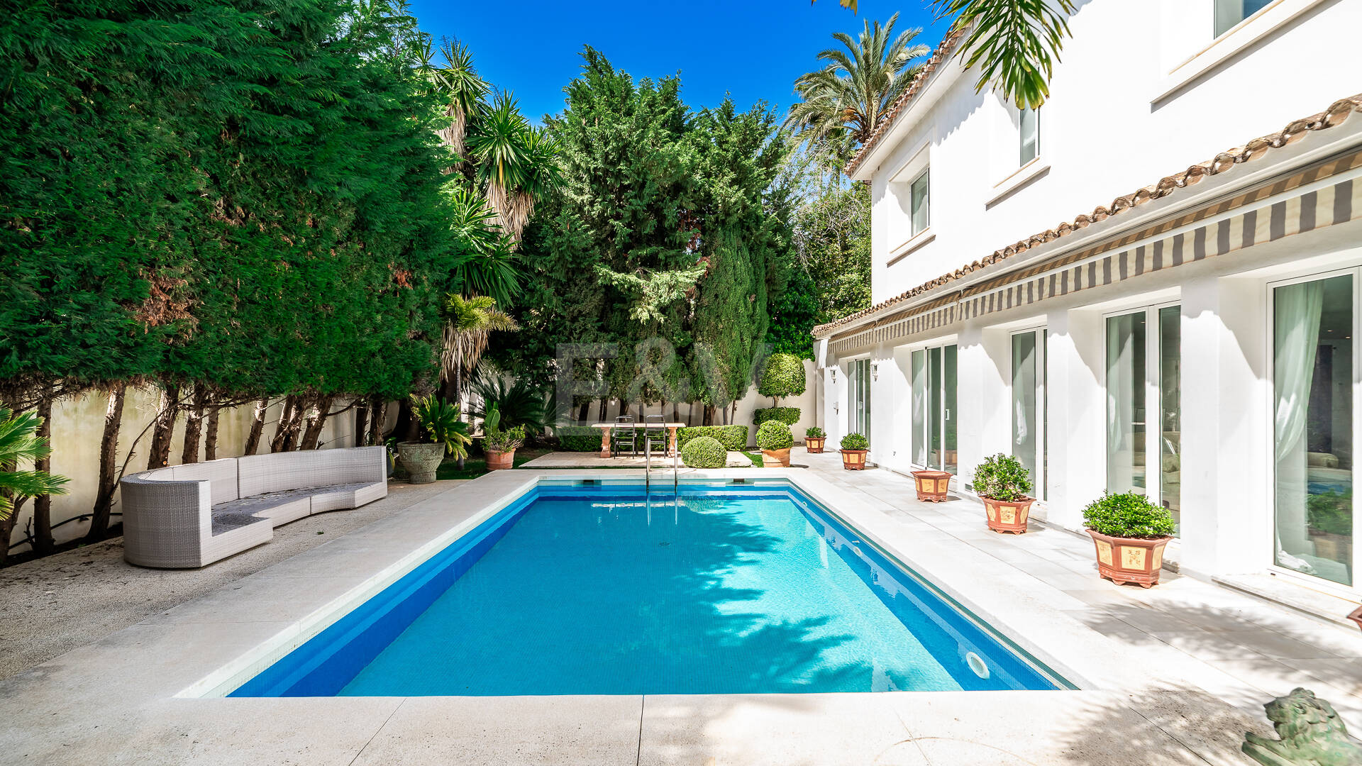 Charming Villa in Los Monteros a Few Metres from the Beach