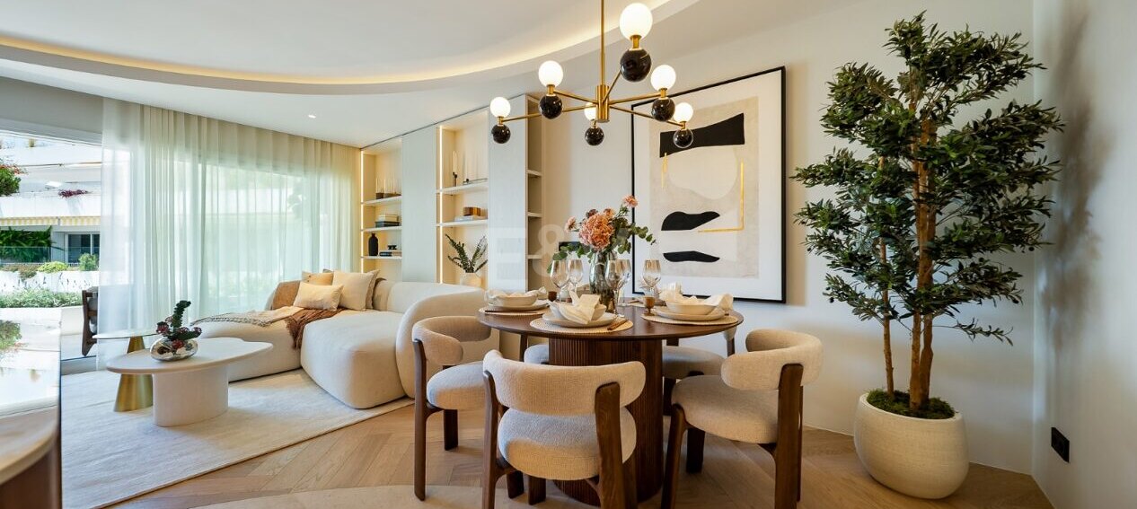 Elegant lägenhet i Las Lomas del Marbella Club med fantastisk utsikt