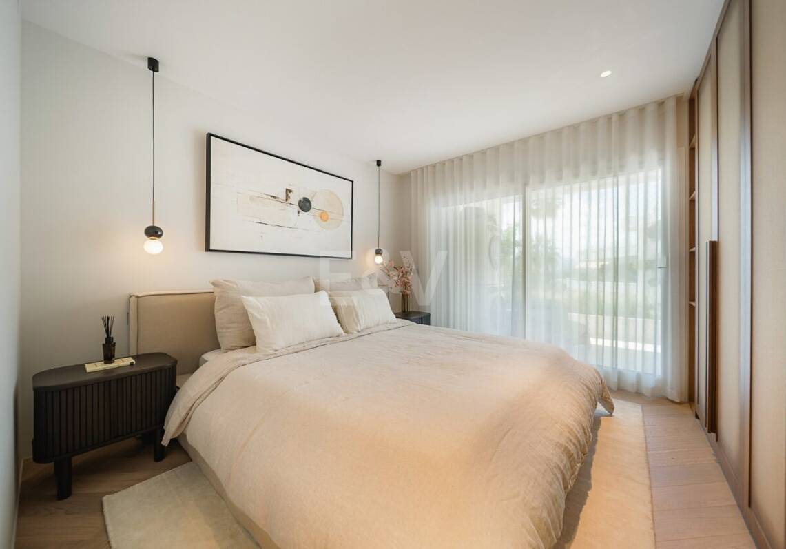 Elegant lägenhet i Las Lomas del Marbella Club med fantastisk utsikt
