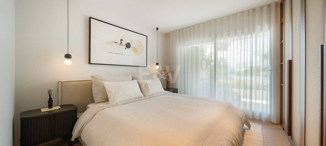 Elegant Apartment in Las Lomas del Marbella Club with Stunning Views