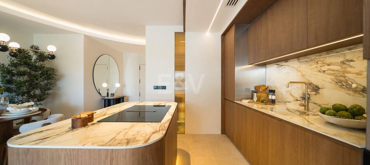 Elegant Apartment in Las Lomas del Marbella Club with Stunning Views