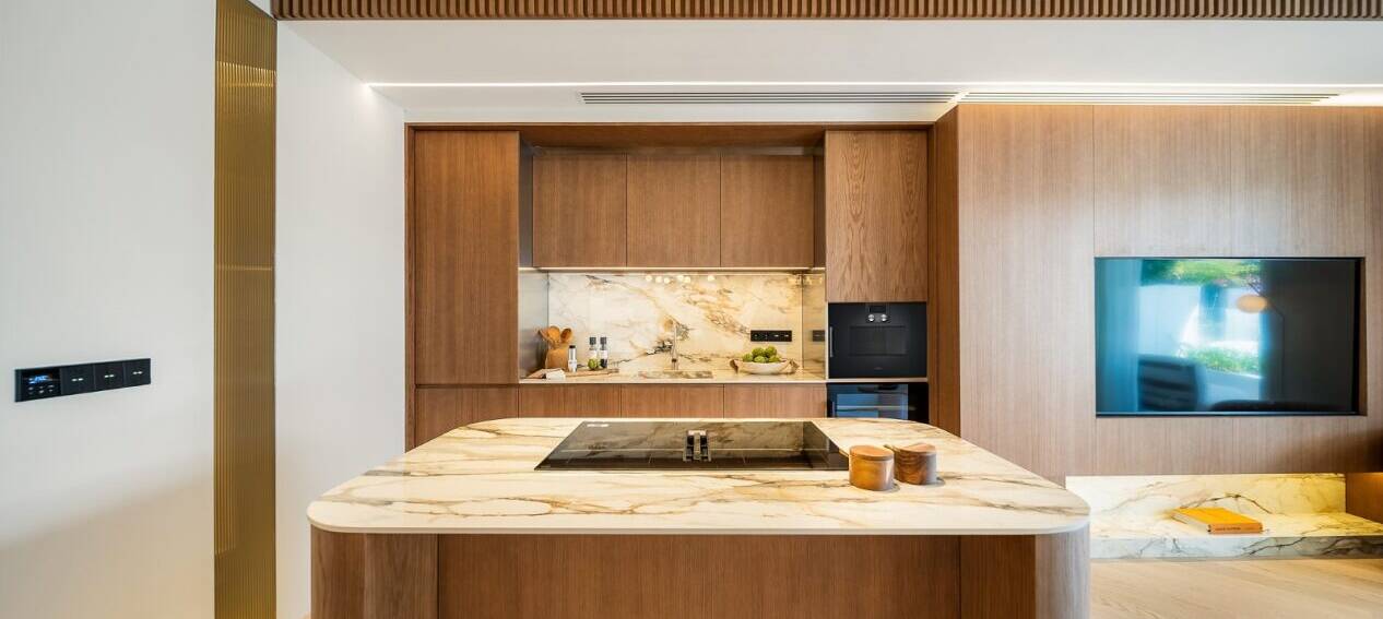 Elegant Apartment in Las Lomas del Marbella Club with Stunning Views