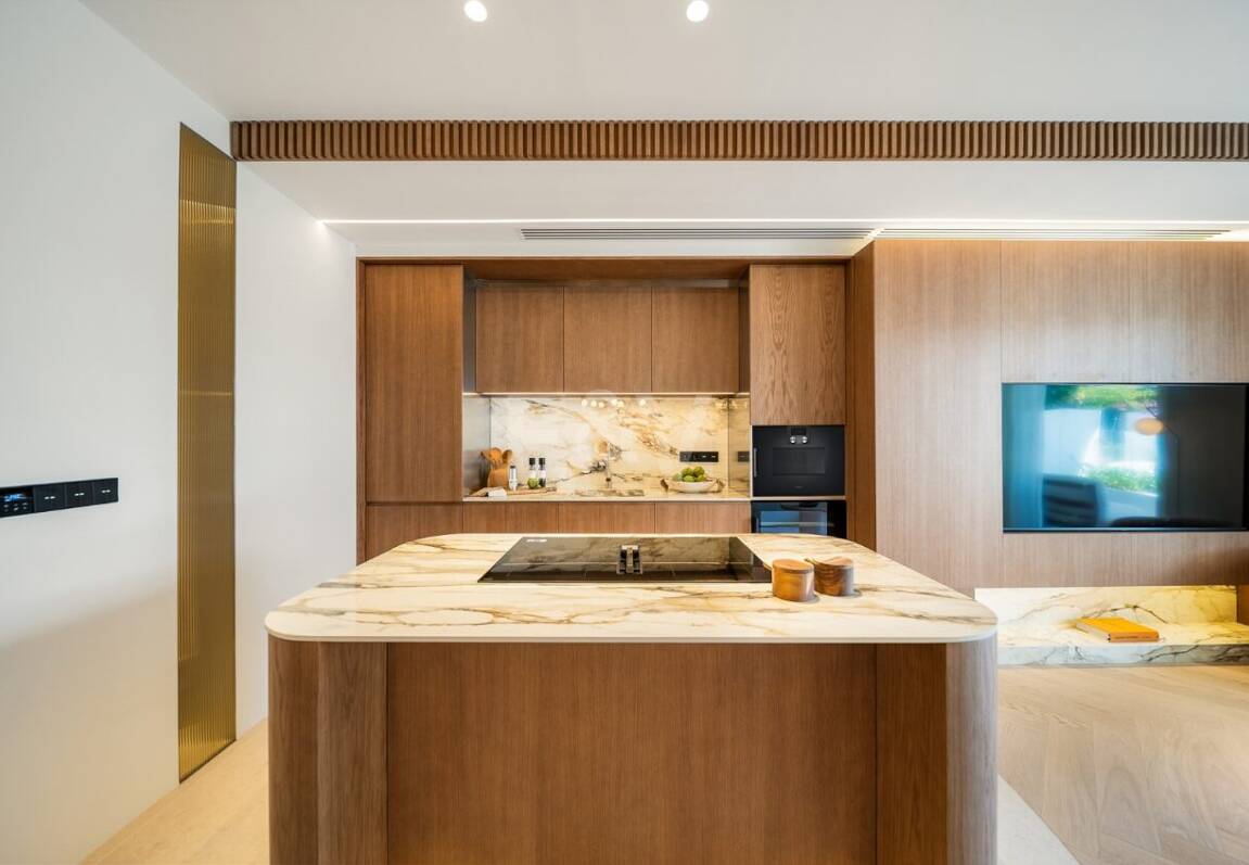 Elegant Apartment in Las Lomas del Marbella Club with Stunning Views