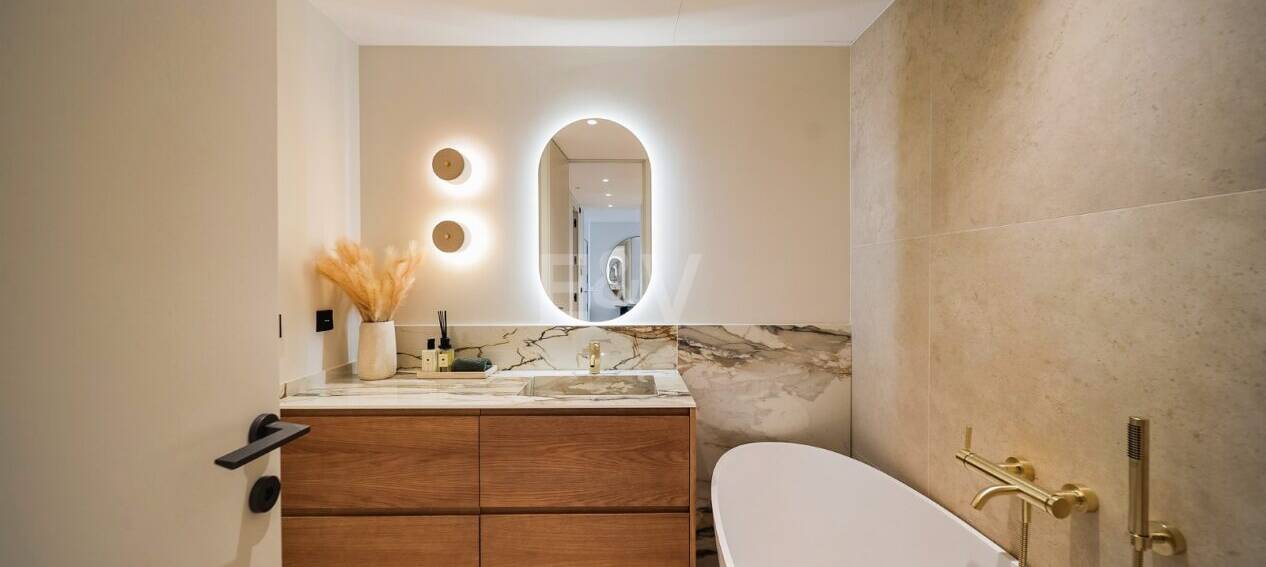 Elegant Apartment in Las Lomas del Marbella Club with Stunning Views