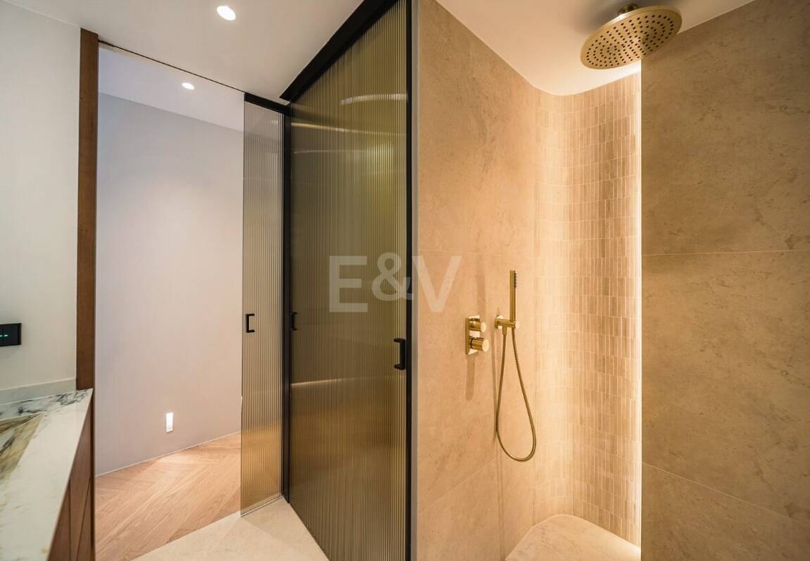 Elegant Apartment in Las Lomas del Marbella Club with Stunning Views